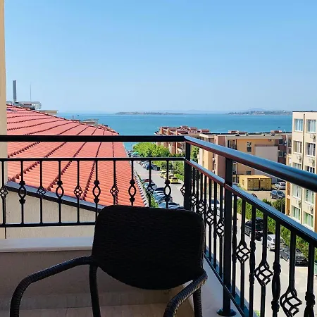 Big One Bedroom In Sea Dreams, Apartment *