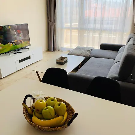 Big One Bedroom In Sea Dreams, *
